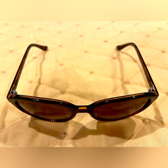 Sunglasses Hut Sunglasses - Picture 3 of 5